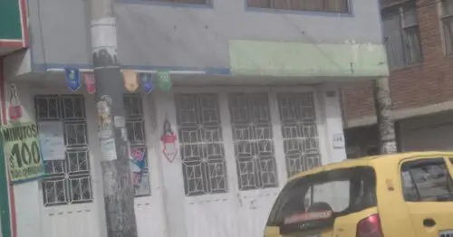 MINUTOS Y RECARGA CALLE 42G 87 CON 13 MINUTOS Y RECARGA CALLE 42G 87 CON 13